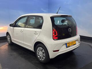 Volkswagen UP! 3