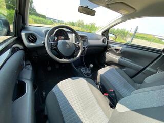Peugeot 108 12